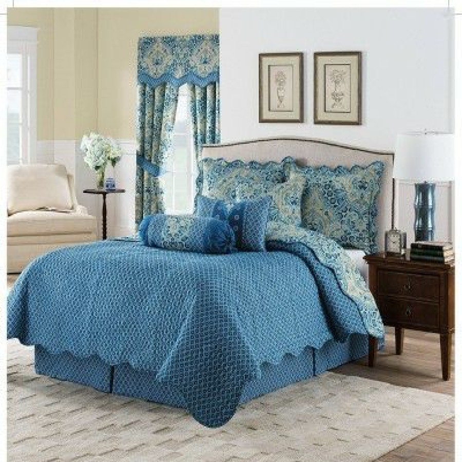 Levtex Home Serendipity Reversible Quilt Set